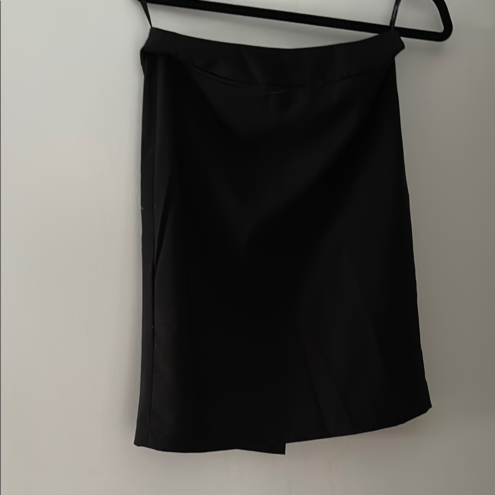 Calvin Klein Classic Black Pencil Skirt